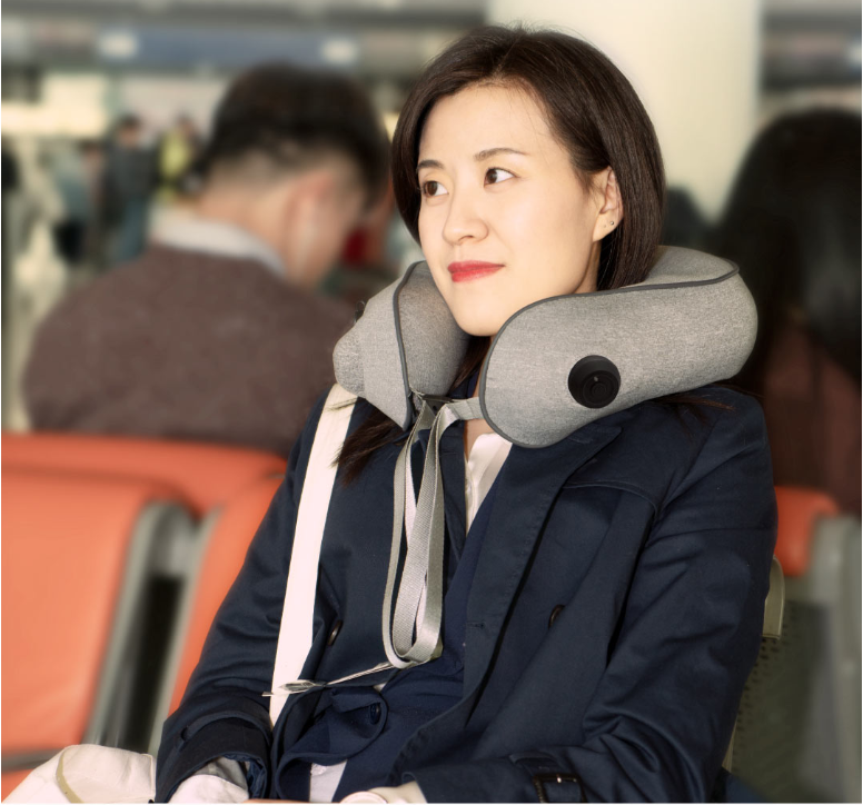 Inflatable kneading massage neck pillow